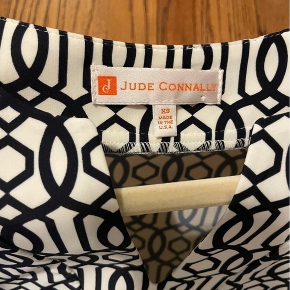 NWOT Women’s Jude Connally 3/4 length sleeve, blue and white dress, size: XS - Picture 3 of 3